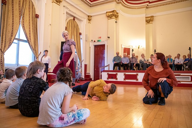 The Imagination Museum: Mayflower 400 at Retford Town Hall; performers Sarah Blanc, Megan Griffiths, Lucy Starkey joined by Emma Bouch, Amy O'Sullivan and Alice Shepperson, children from local schools and Retford Community Choir; photographer Roswitha Chesher